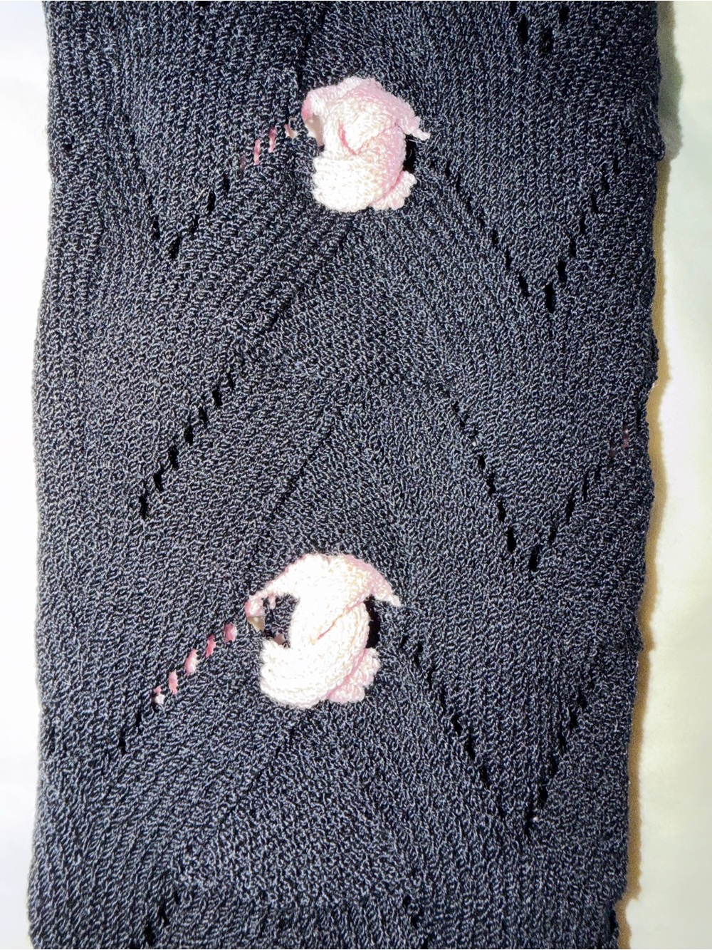 St. John Santana Black Knit Zip Cardigan with Pink Rosette Chevron Cable Sleeve - Picture 6 of 9